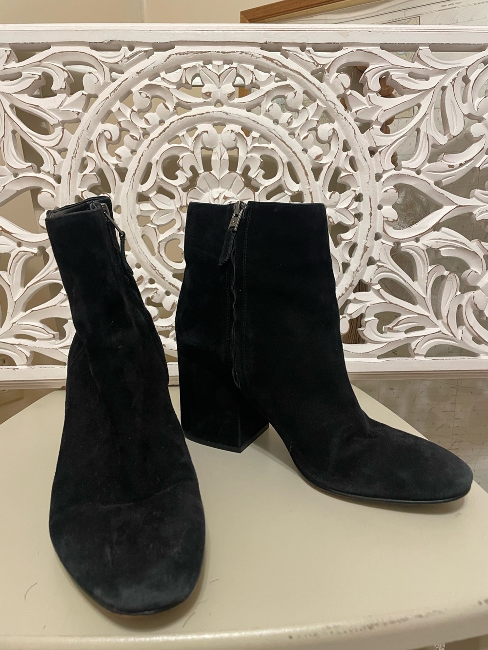 Sam Edelman back suede boots sz9